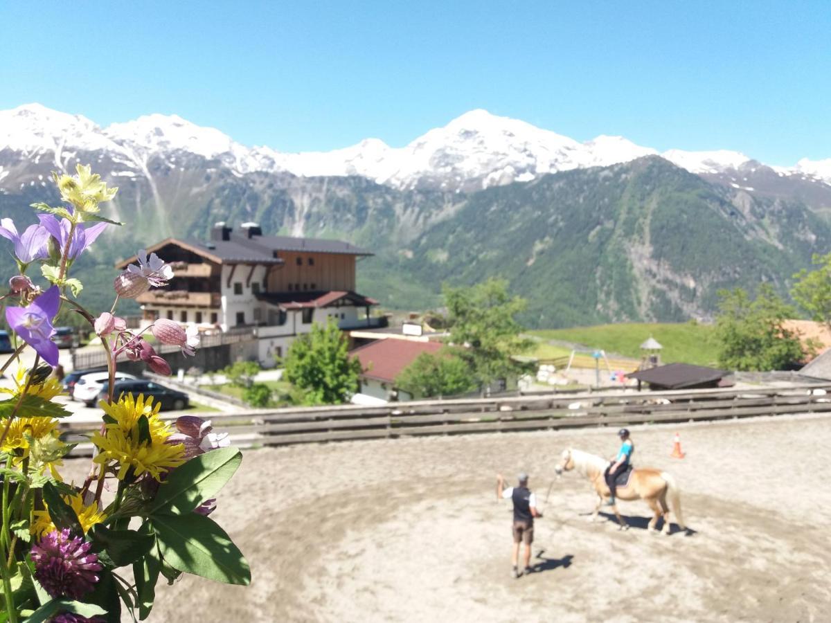 Appartamento Bio & Reiterhof Der Veitenhof Umhausen Esterno foto