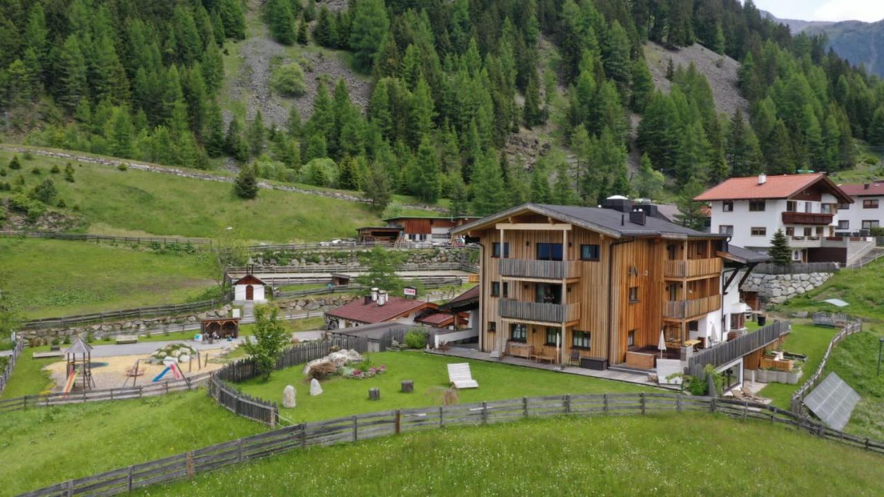 Bio & Reiterhof Der Veitenhof Umhausen Esterno foto